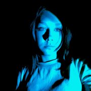 Официант, бармен - фото