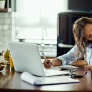 Удалённый менеджер - фото