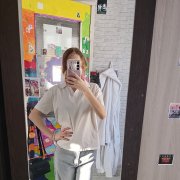 Продавец-консультант - фото