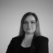 Фитнес тренер - фото